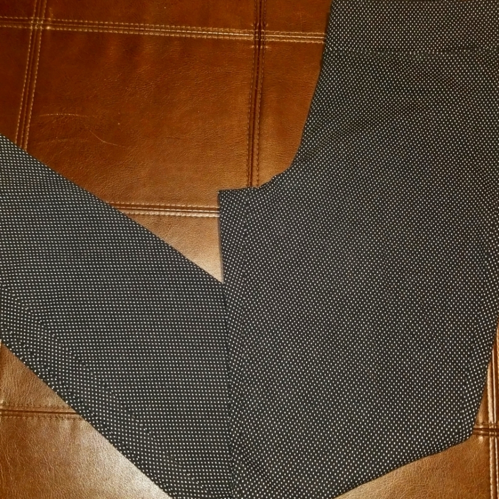 Old Navy Black and White Polka Dot Leggings